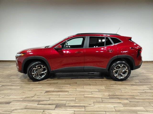 Used 2025 Chevrolet Trax LT image 13