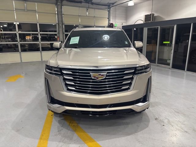 Used 2024 Cadillac Escalade Premium Luxury Platinum image 2