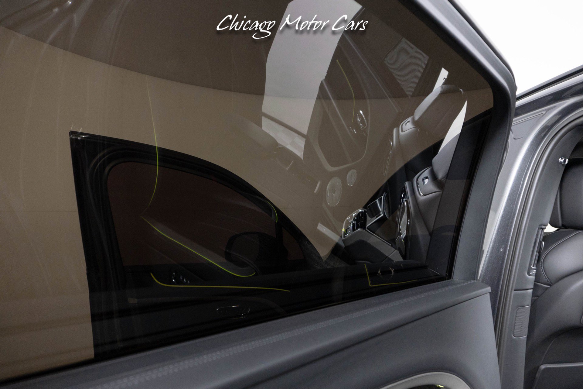 Used 2023 Bentley Bentayga Extended Wheelbase image 76