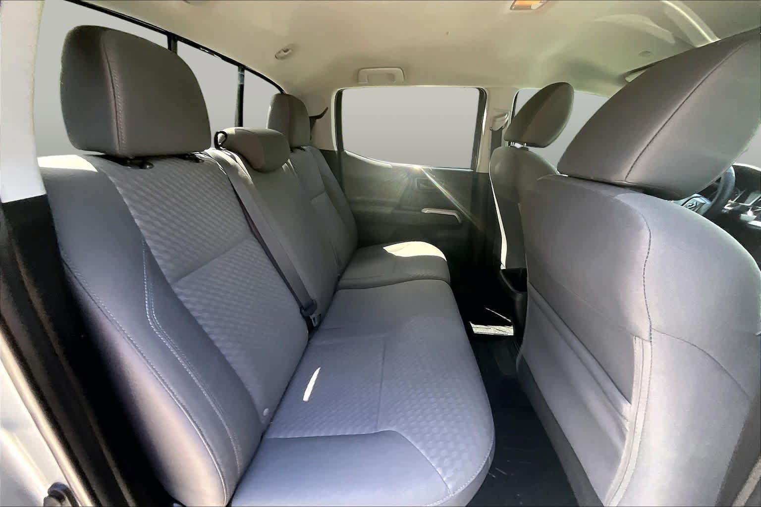 Used 2021 Toyota Tacoma SR5 RWD image 20