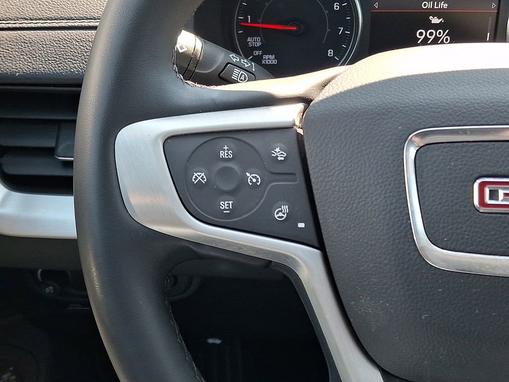 Used 2024 GMC Terrain SLT image 20