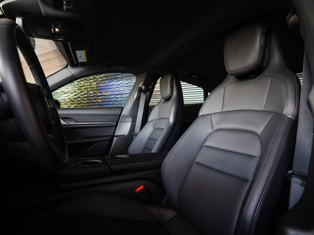 Certified 2025 Porsche Taycan RWD image 5
