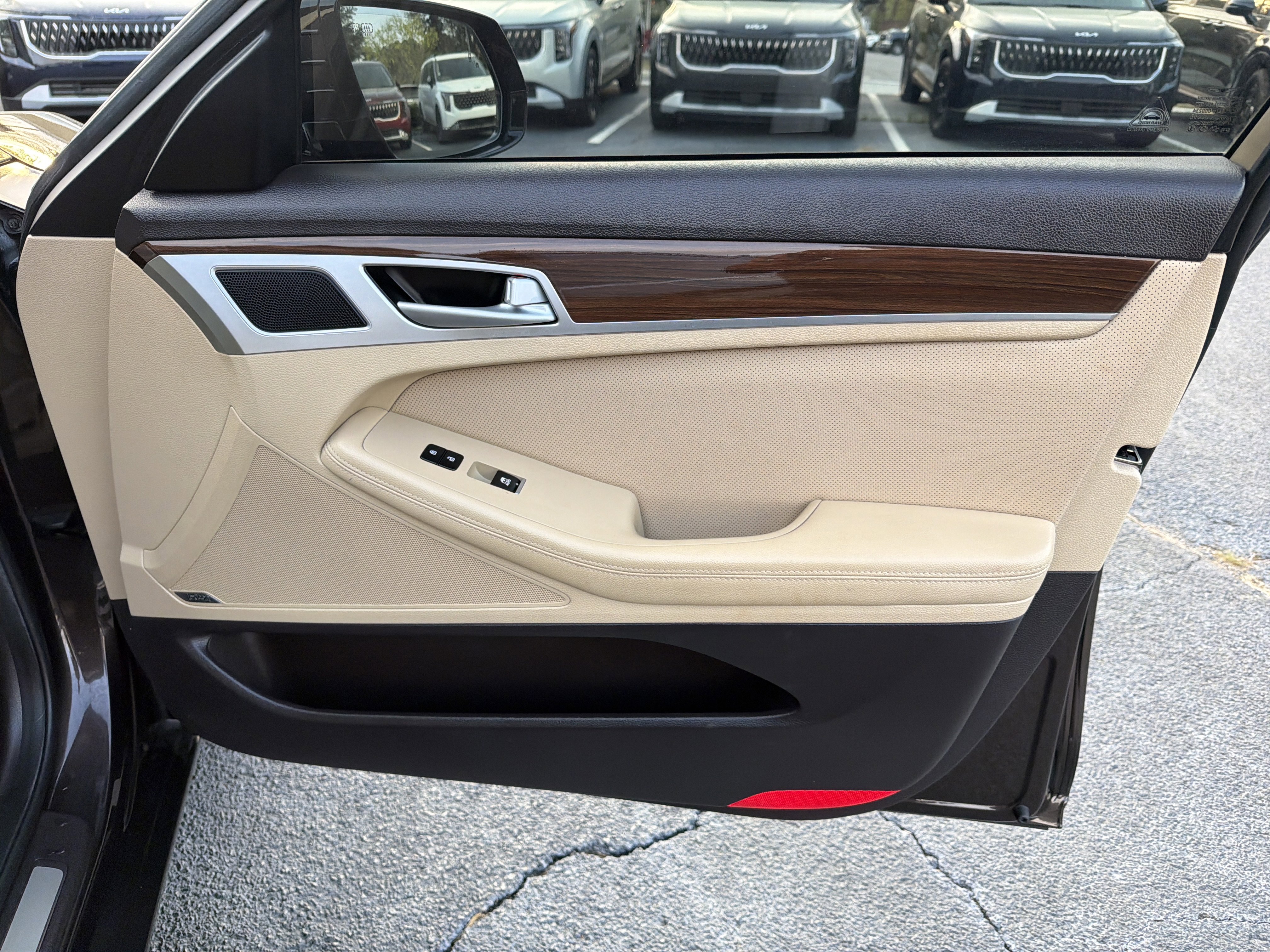 Used 2017 Genesis G80 3.8 w/ Option Group 02 image 12