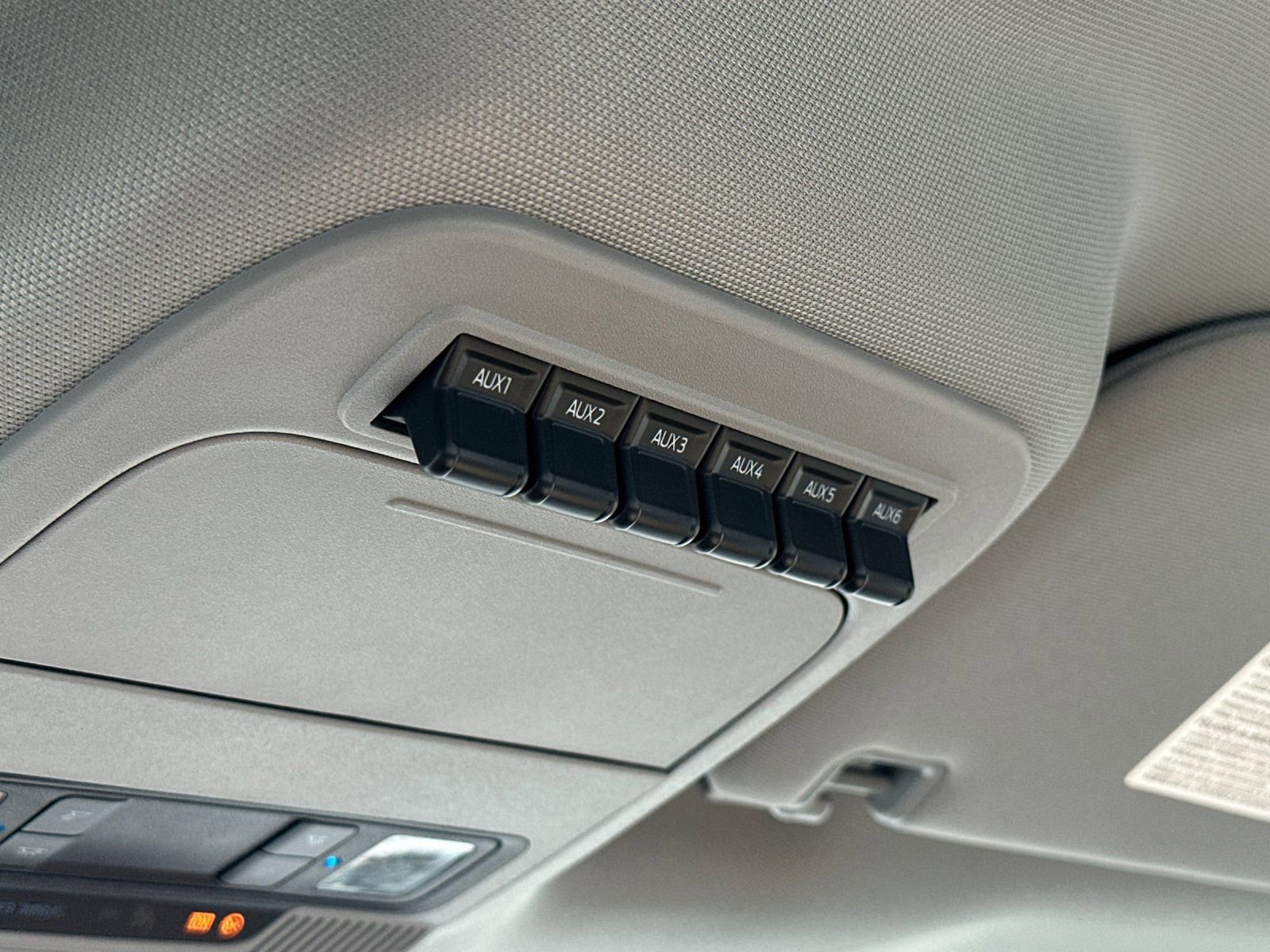 New 2026 Ford F550 4x4 Regular Cab Super Duty image 30