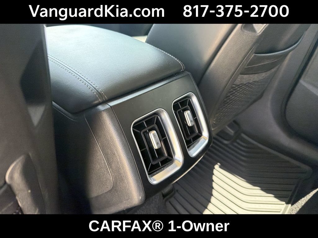 Certified 2025 Kia Sorento S FWD image 25