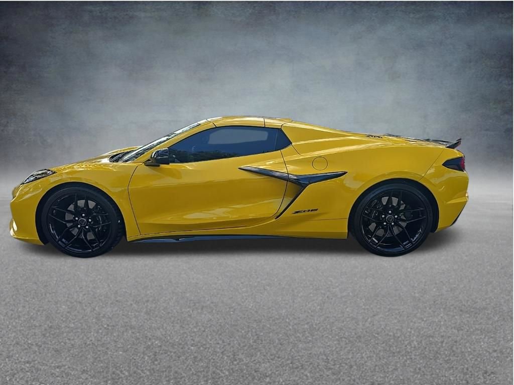 Used 2025 Chevrolet Corvette Z06 image 8