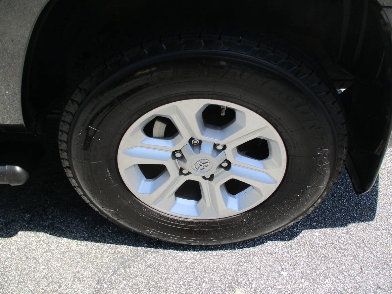 Used 2015 Toyota 4Runner SR5 Premium RWD image 34