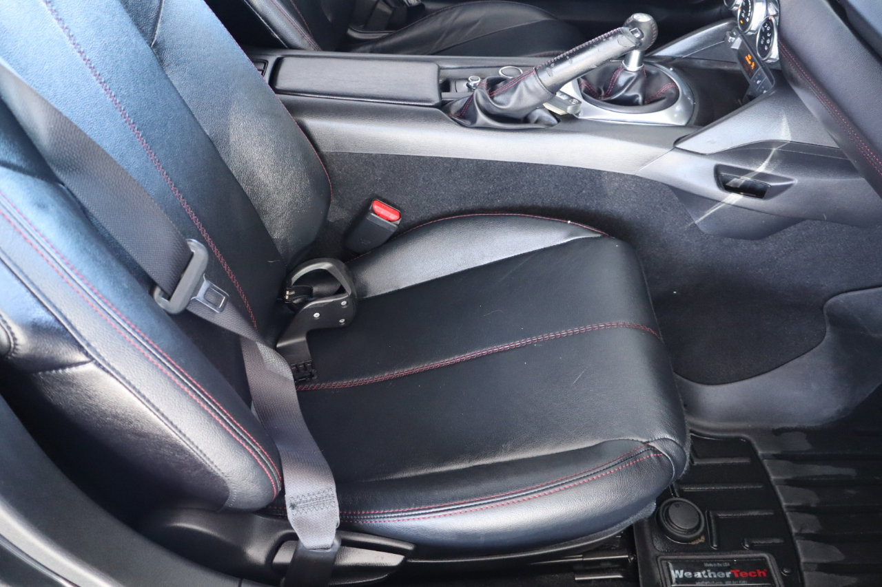 Used 2017 MAZDA MX-5 Miata RF Grand Touring image 35