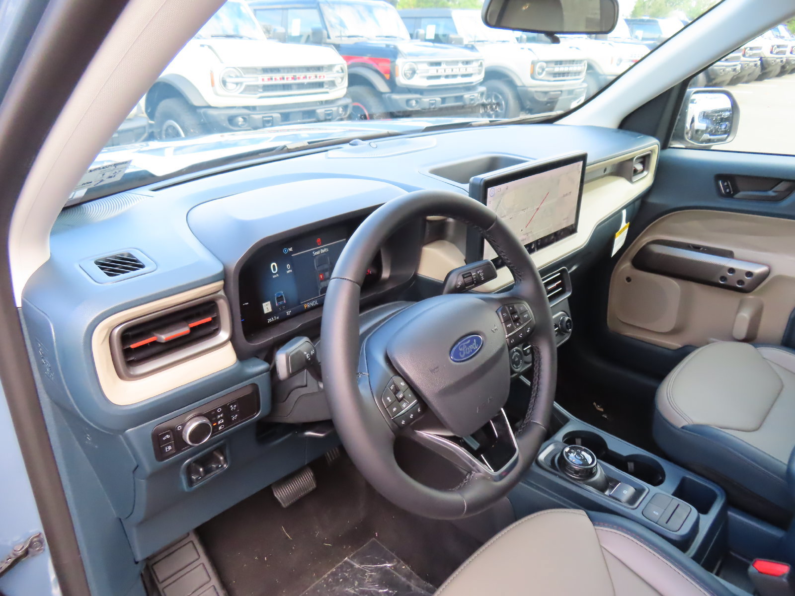 New 2026 Ford Maverick Lariat w/ 4K Tow Package AWD/4WD image 10