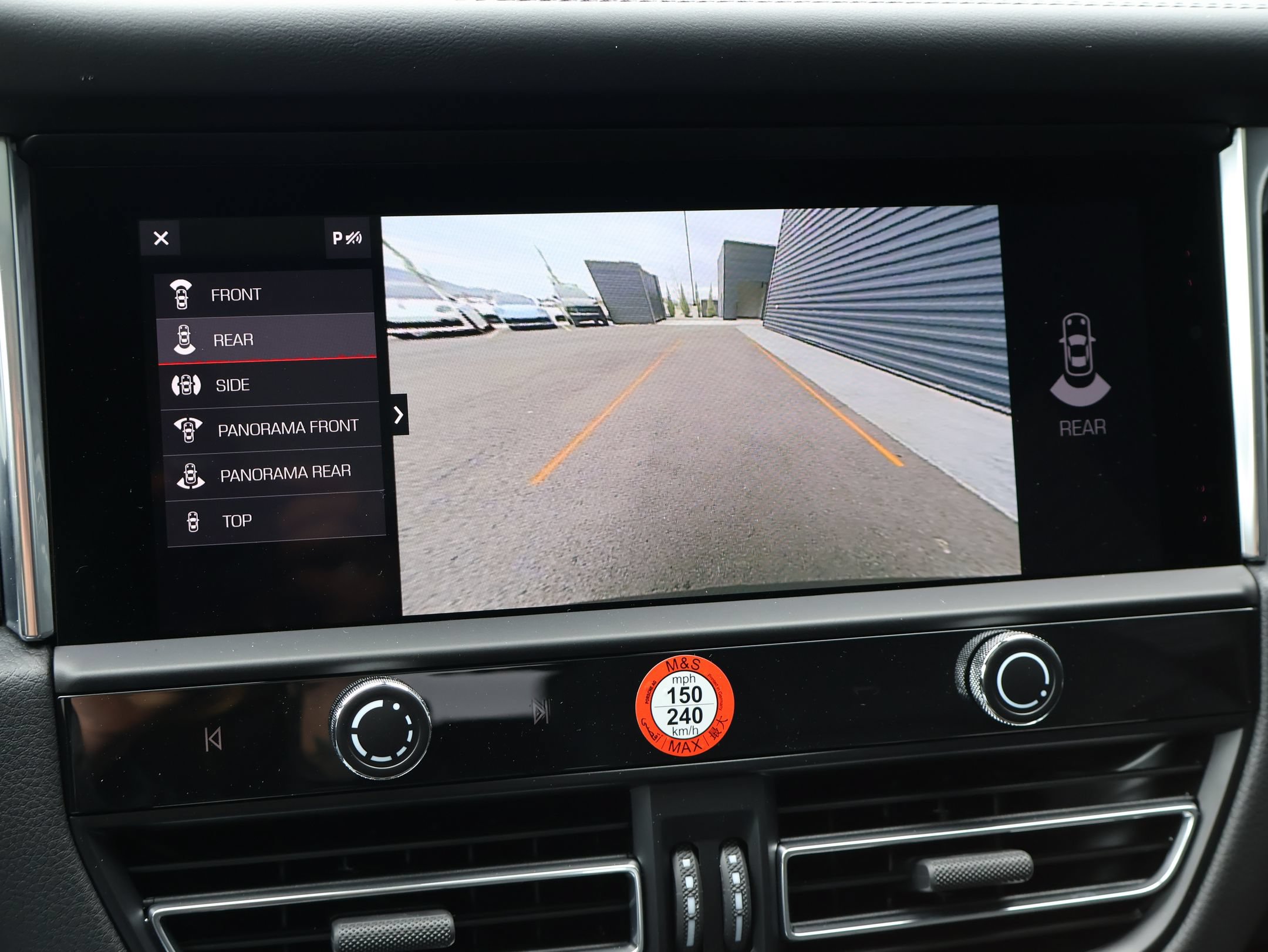 New 2026 Porsche Macan AWD/4WD image 17