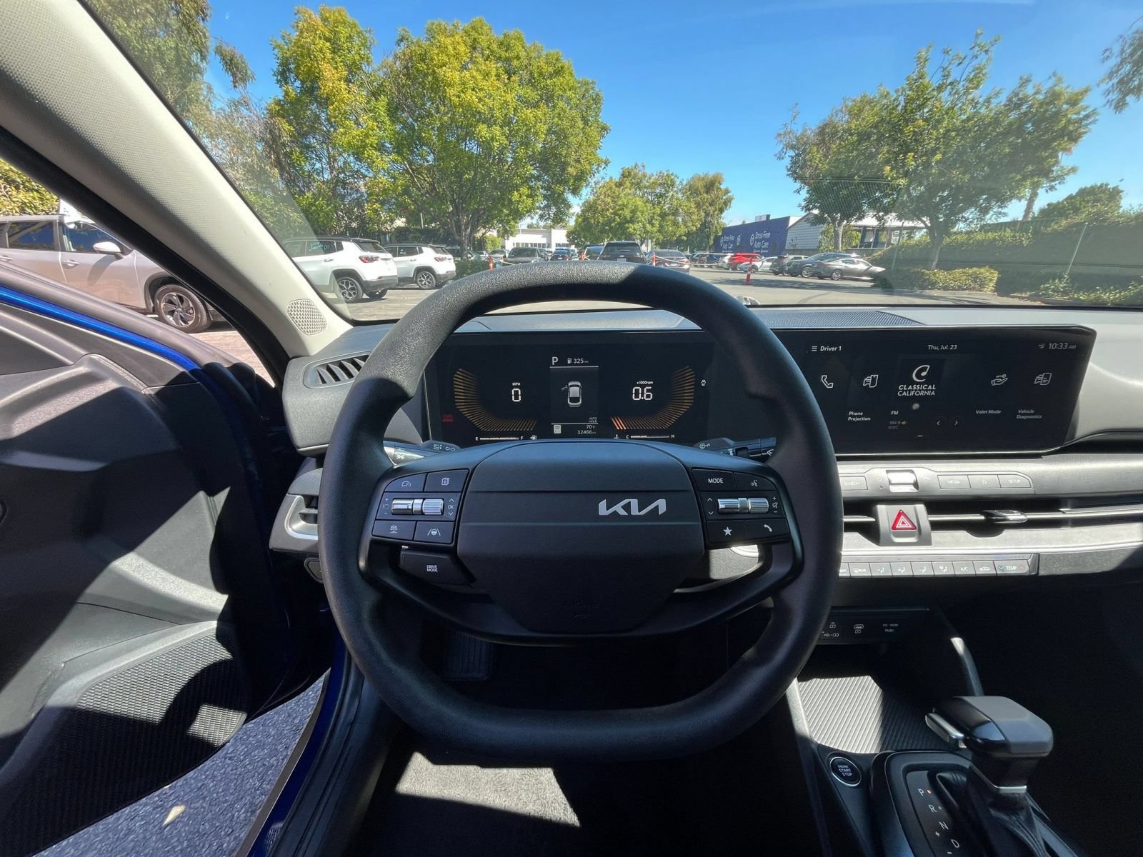 Used 2025 Kia K4 FWD image 32