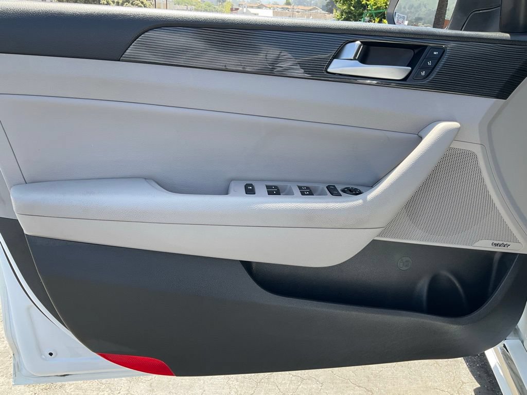 Used 2019 Hyundai Sonata Limited FWD image 22