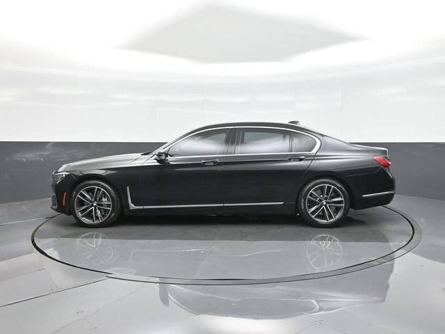 Used 2022 BMW 750i xDrive w/ Luxury Rear Seating Package AWD/4WD image 4