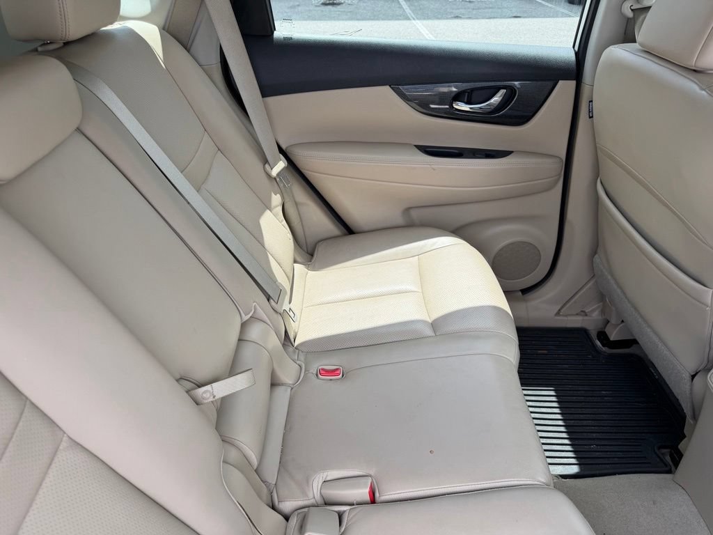 Used 2014 Nissan Rogue SL FWD image 17