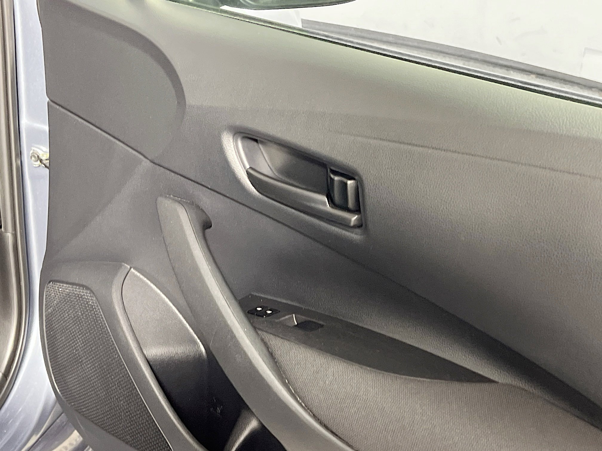 Used 2024 Toyota Corolla LE image 32