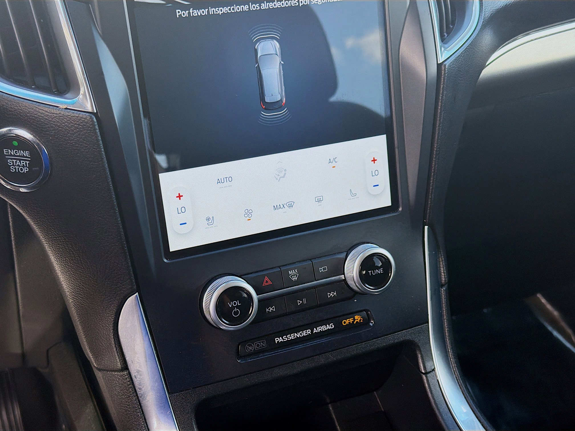 Used 2022 Ford Edge Titanium image 12