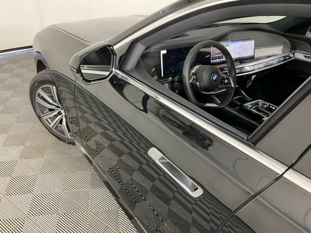 Used 2024 BMW i7 eDrive50 RWD image 38