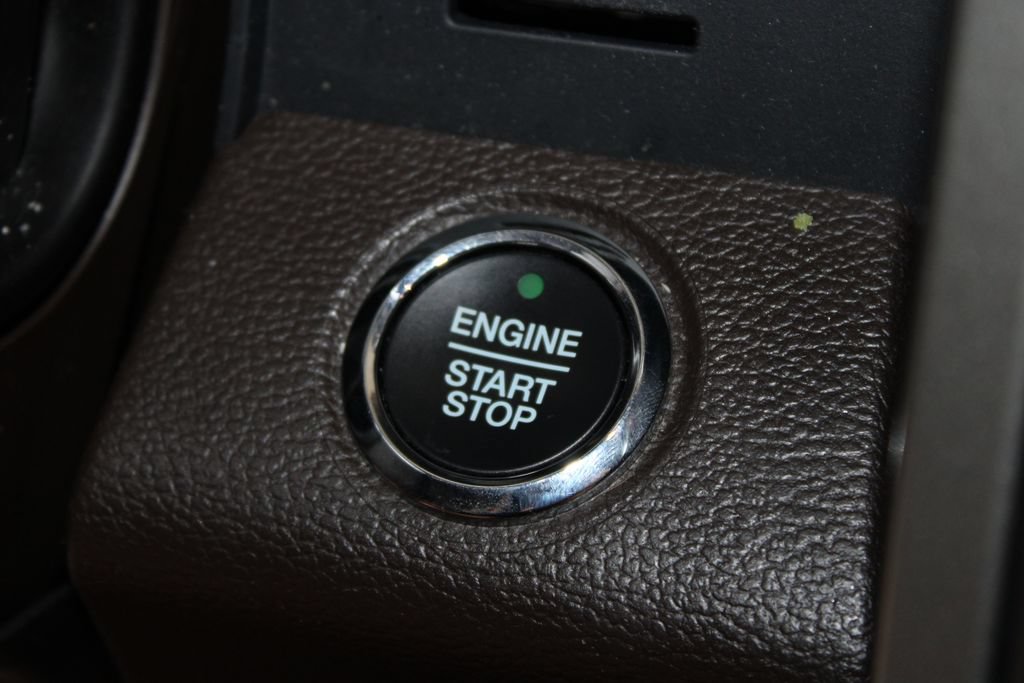 Used 2022 Ford F350 King Ranch w/ King Ranch Ultimate Package AWD/4WD image 26