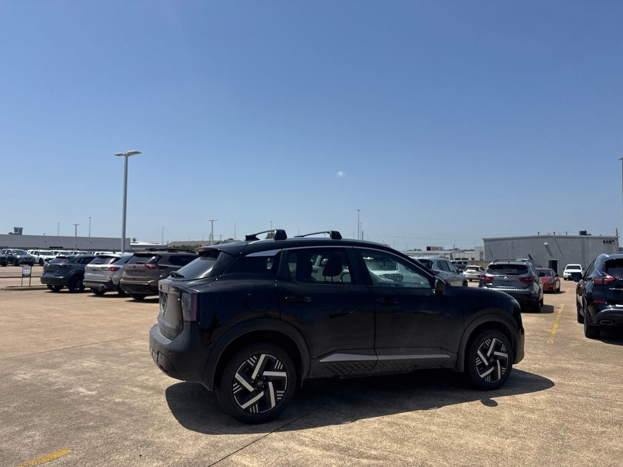 Certified 2025 Nissan Kicks SV w/ SV Premium Package FWD image 21