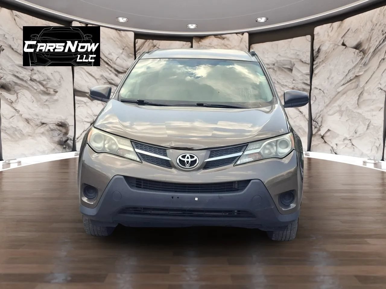 Used 2013 Toyota RAV4 LE FWD image 2