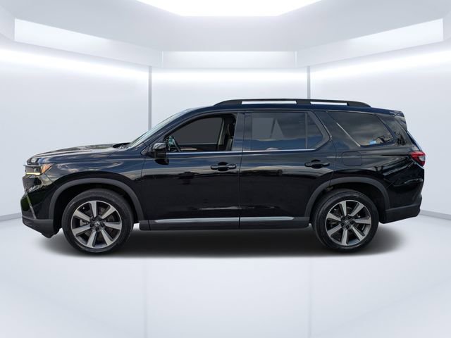 Used 2023 Honda Pilot Elite image 6