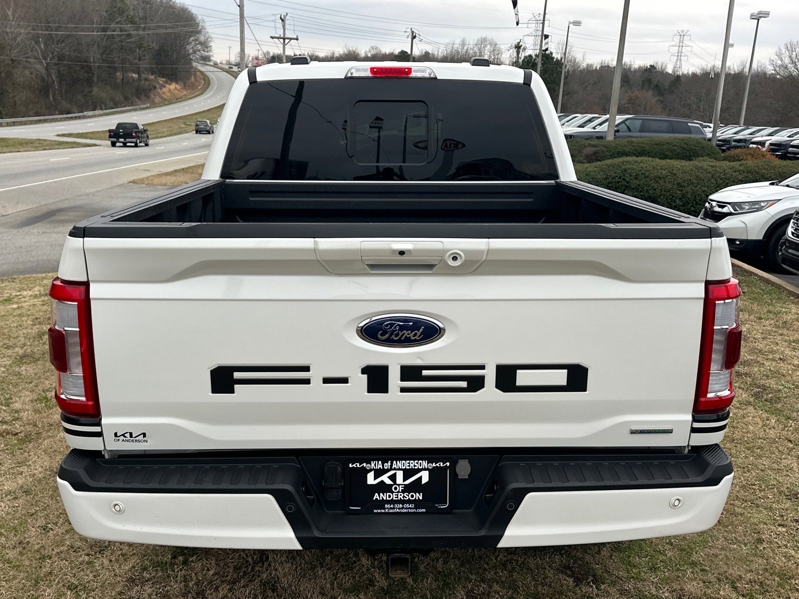 Used 2023 Ford F150 Lariat w/ Equipment Group 502A High image 4