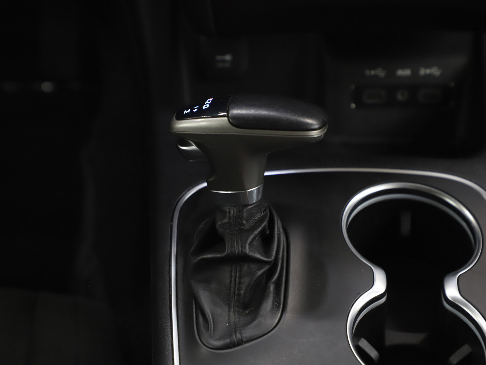 Used 2020 Dodge Durango SXT image 19