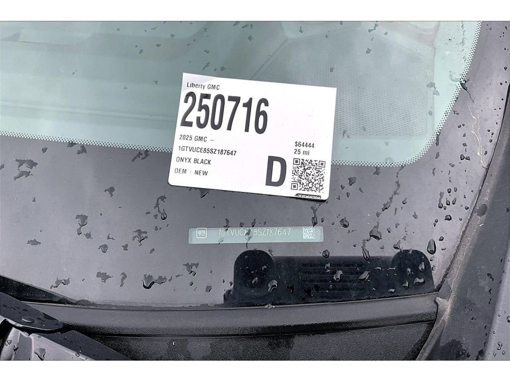 New 2025 GMC Sierra 1500 Elevation image 14