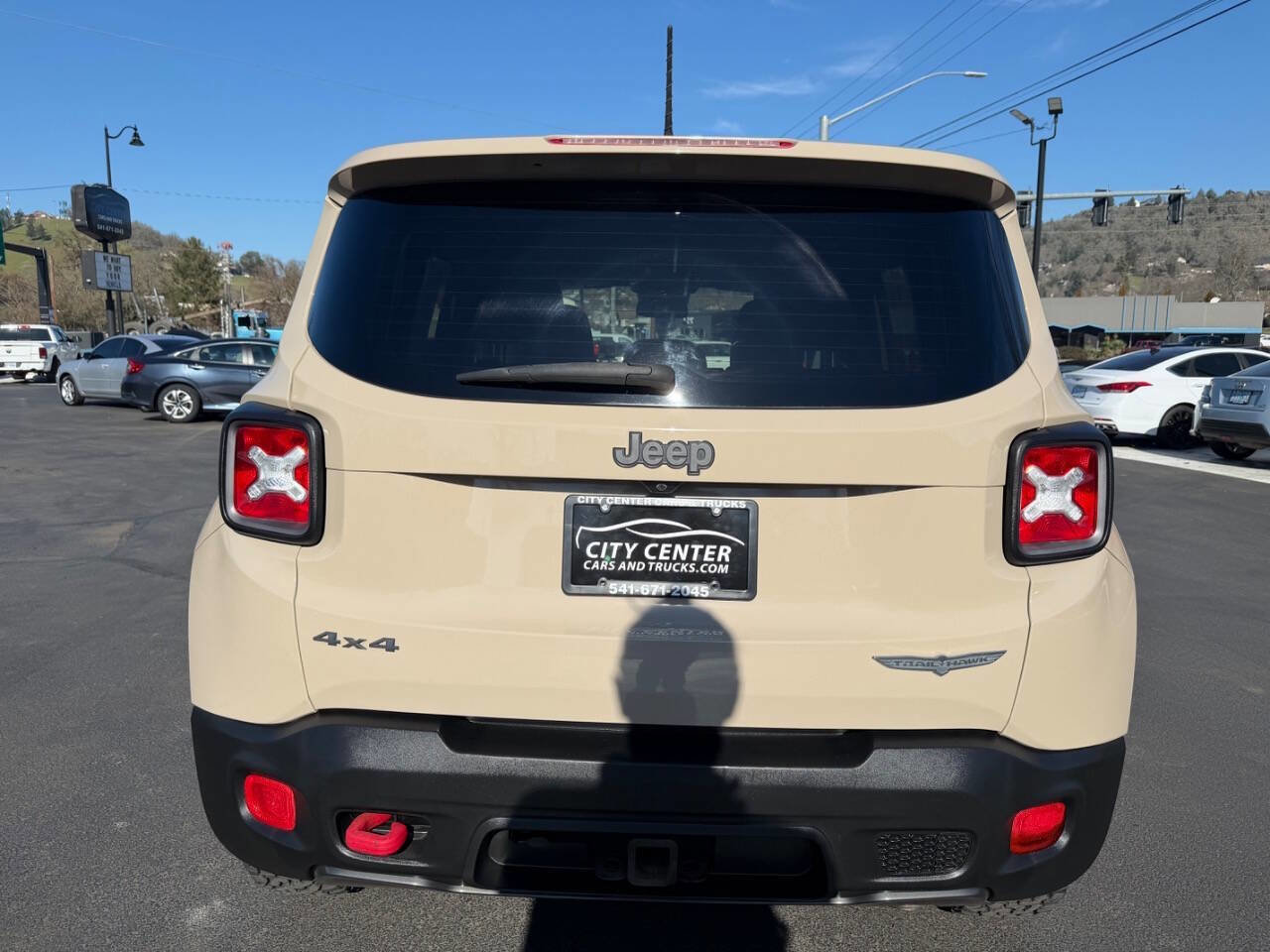 Used 2017 Jeep Renegade Trailhawk image 19