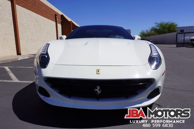 Used 2015 Ferrari California T image 37