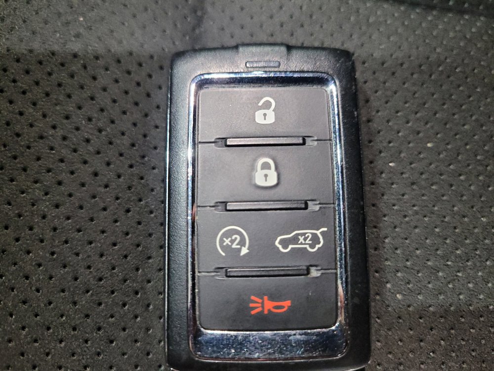 Used 2023 Jeep Grand Cherokee Altitude AWD/4WD image 32