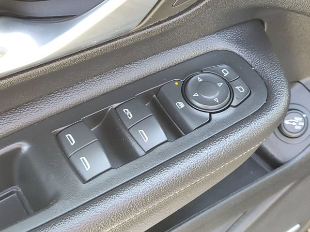 Used 2022 GMC Terrain Denali AWD/4WD image 28