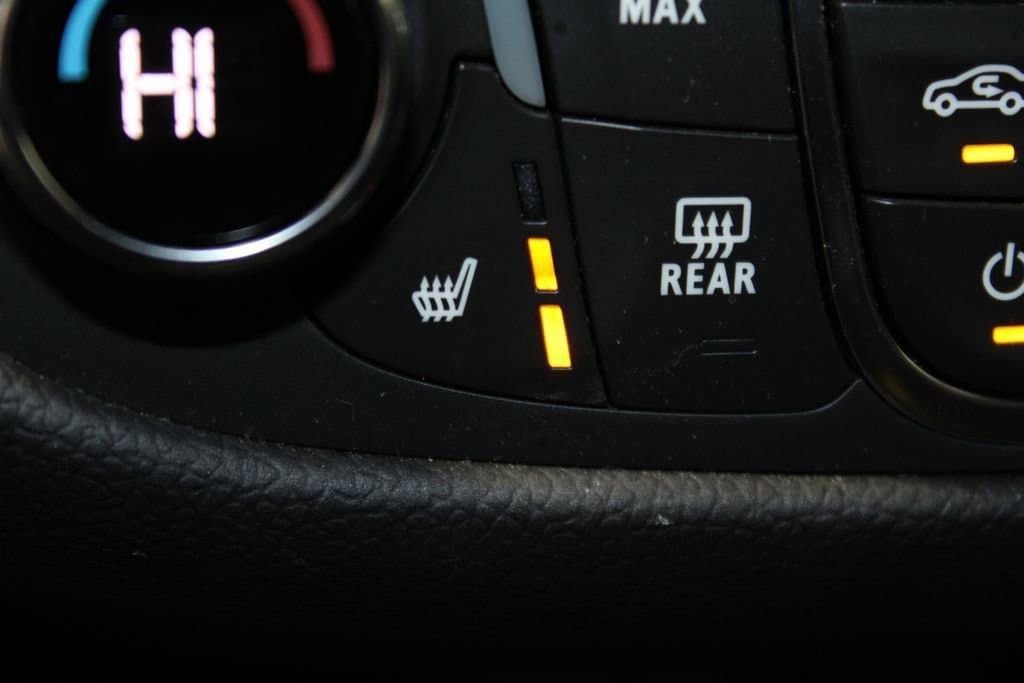 Used 2024 Chevrolet Equinox RS w/ RS Leather Package image 49