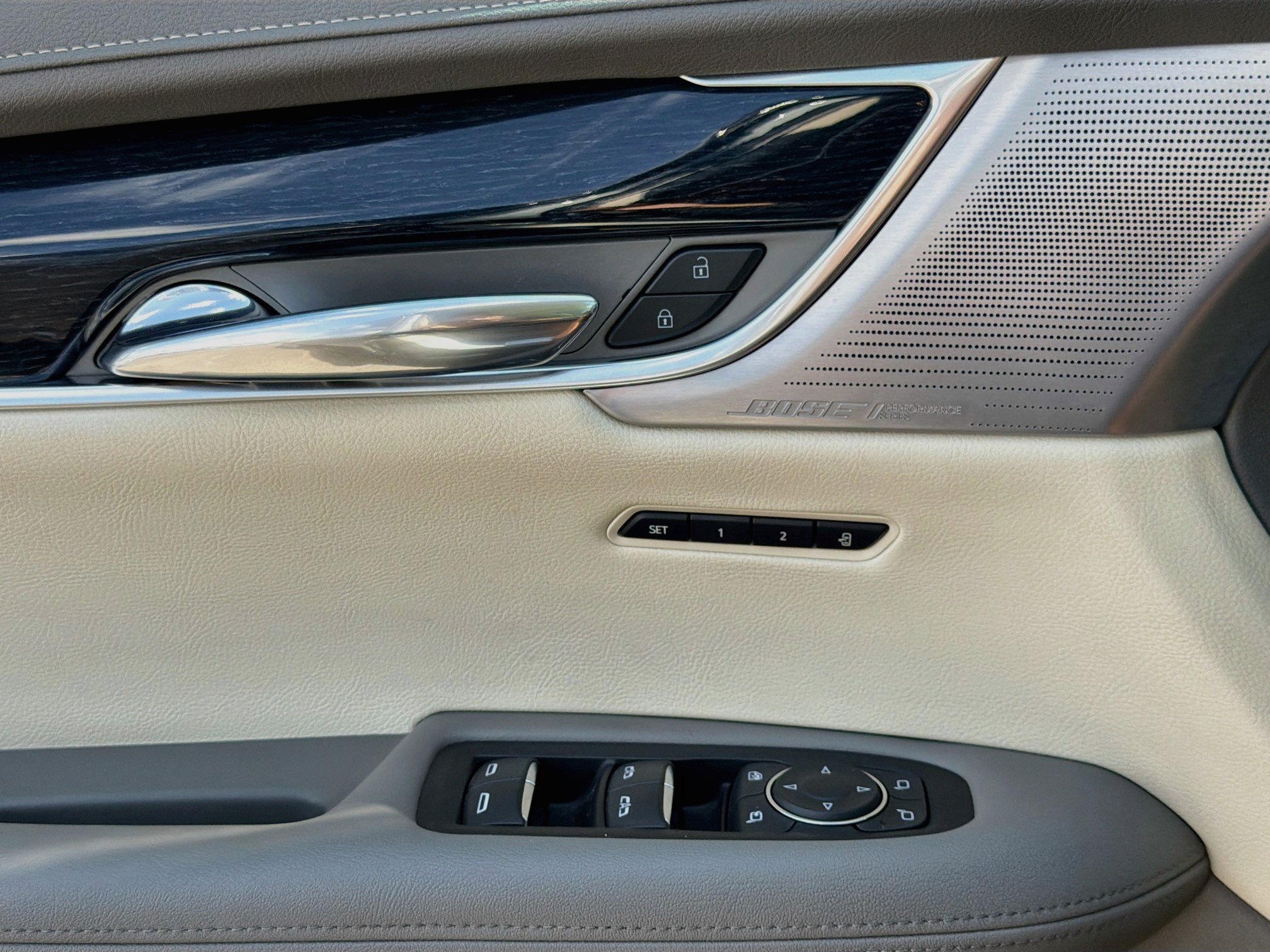 Certified 2024 Cadillac XT6 Premium Luxury w/ LPO, Floor Liner Package FWD image 18