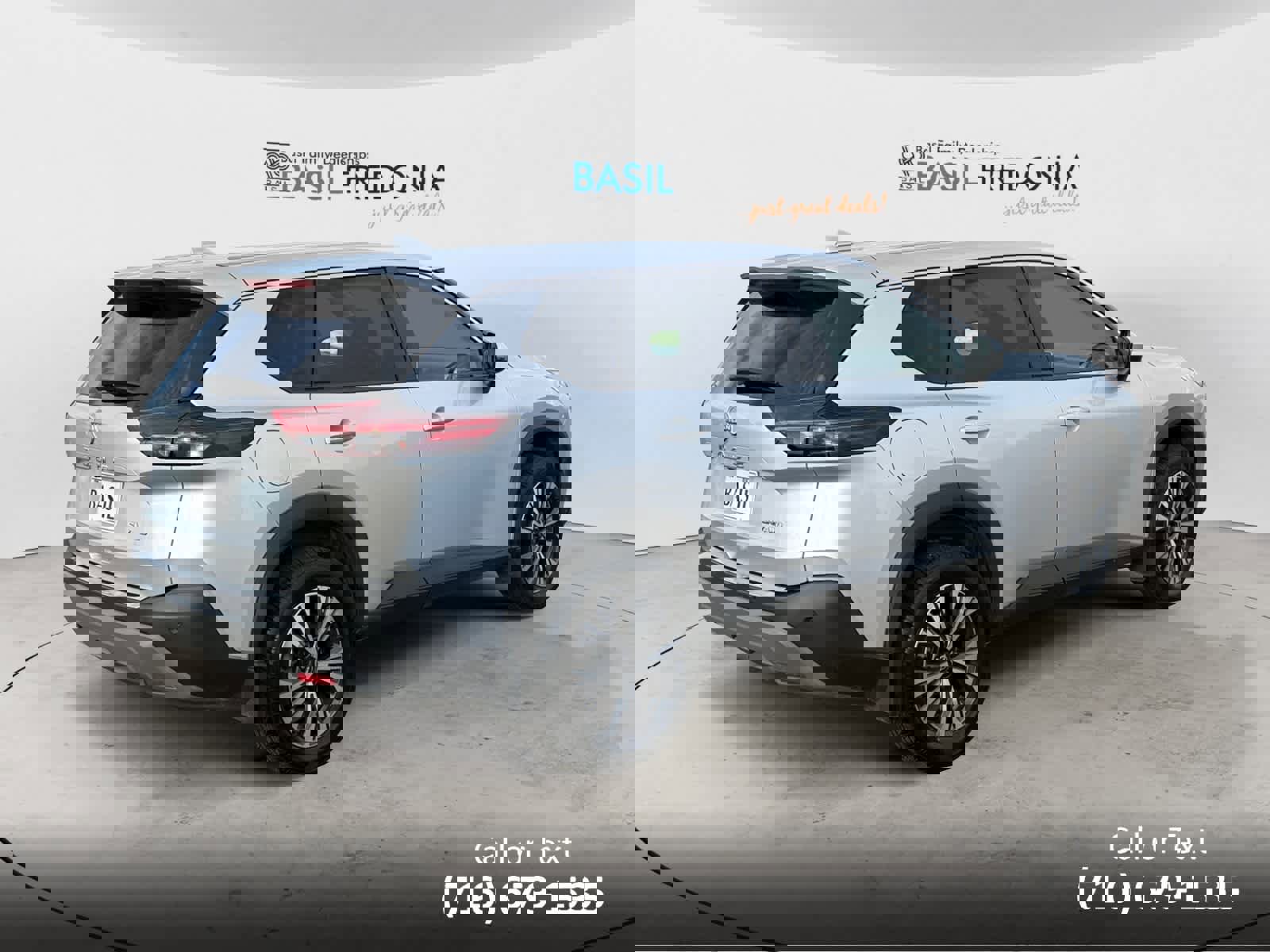 Used 2022 Nissan Rogue SV image 5