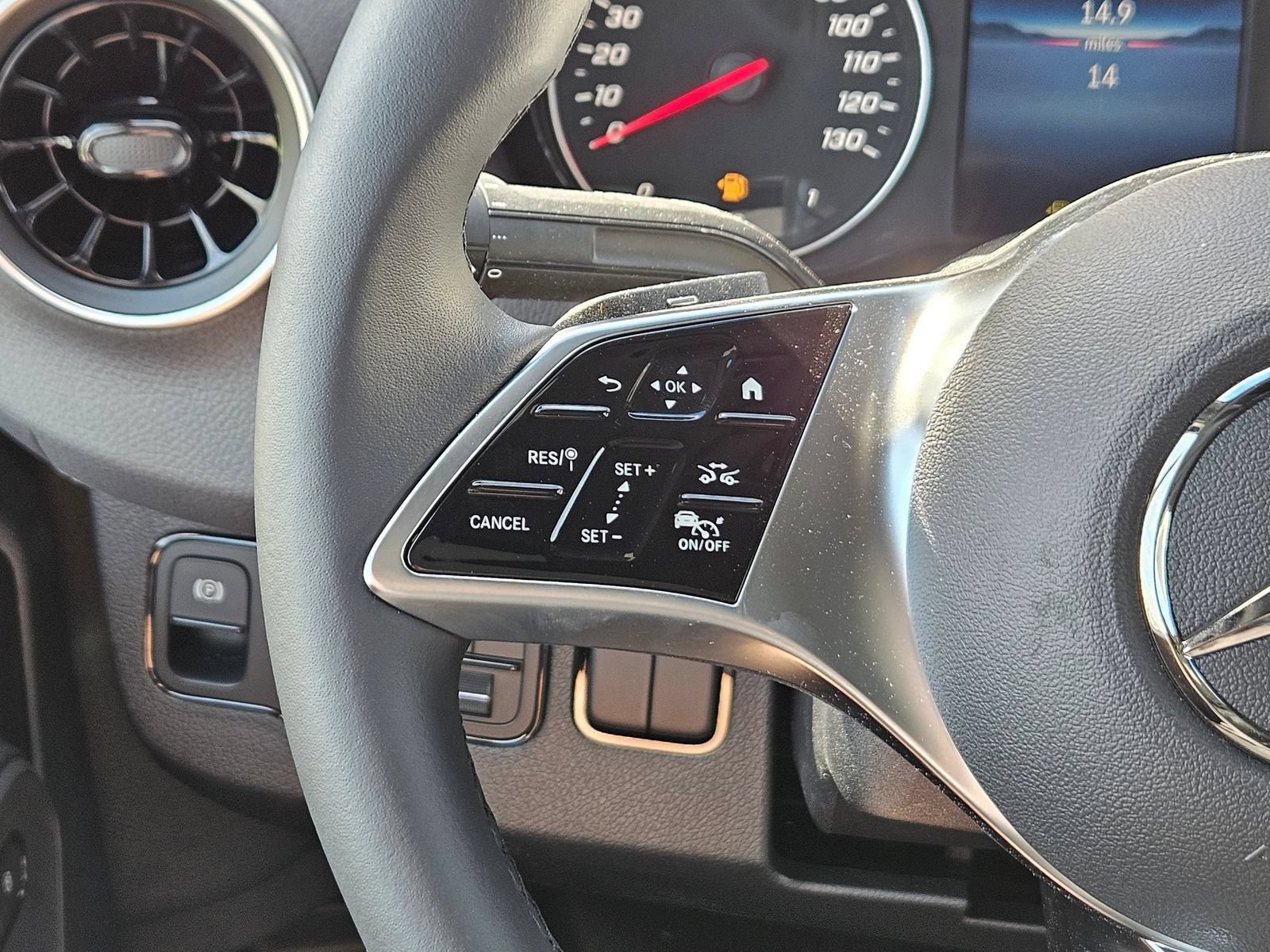 New 2025 Mercedes-Benz Sprinter 2500 image 17