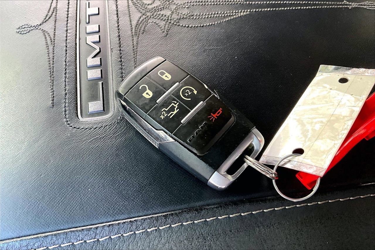 Used 2022 RAM 2500 Limited image 32