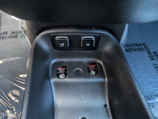 Used 2018 Chrysler Pacifica Touring Plus w/ S Appearance Package FWD image 30