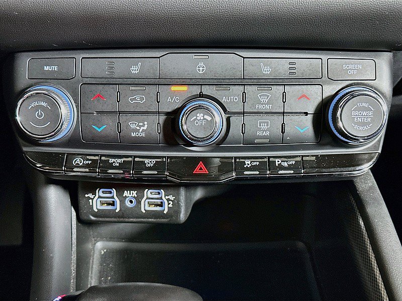 Used 2025 Dodge Durango GT AWD/4WD image 17