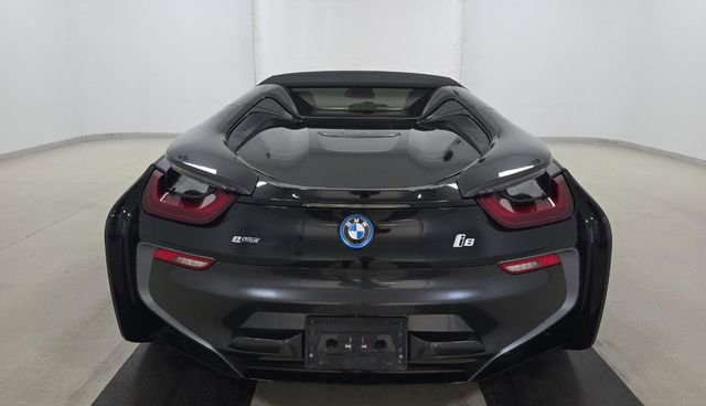 Used 2019 BMW i8 Roadster image 6