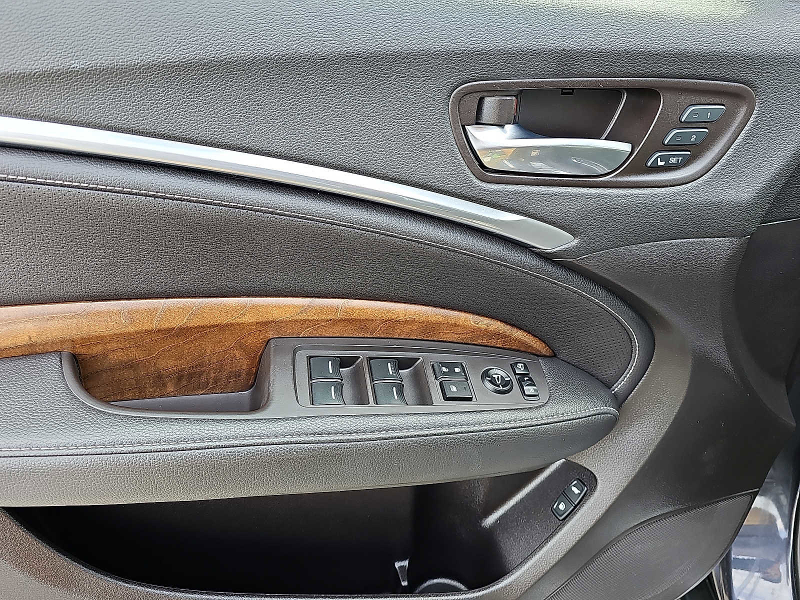 Used 2019 Acura MDX SH-AWD w/ Technology Package image 14