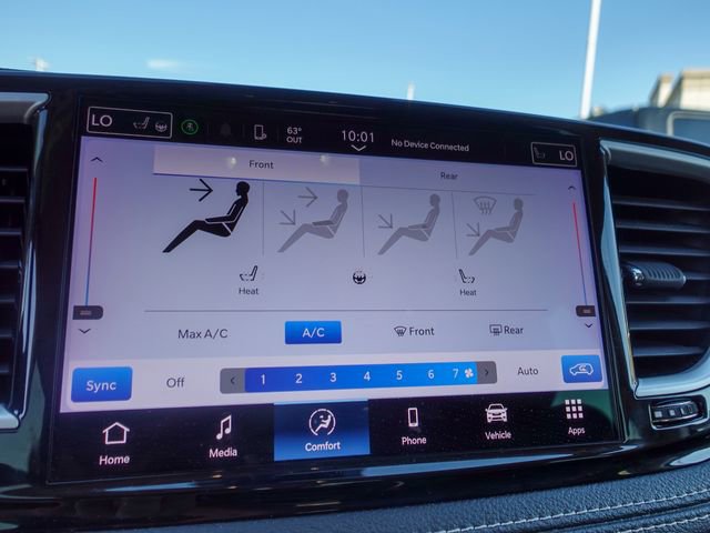 Used 2022 Chrysler Pacifica Touring-L image 17