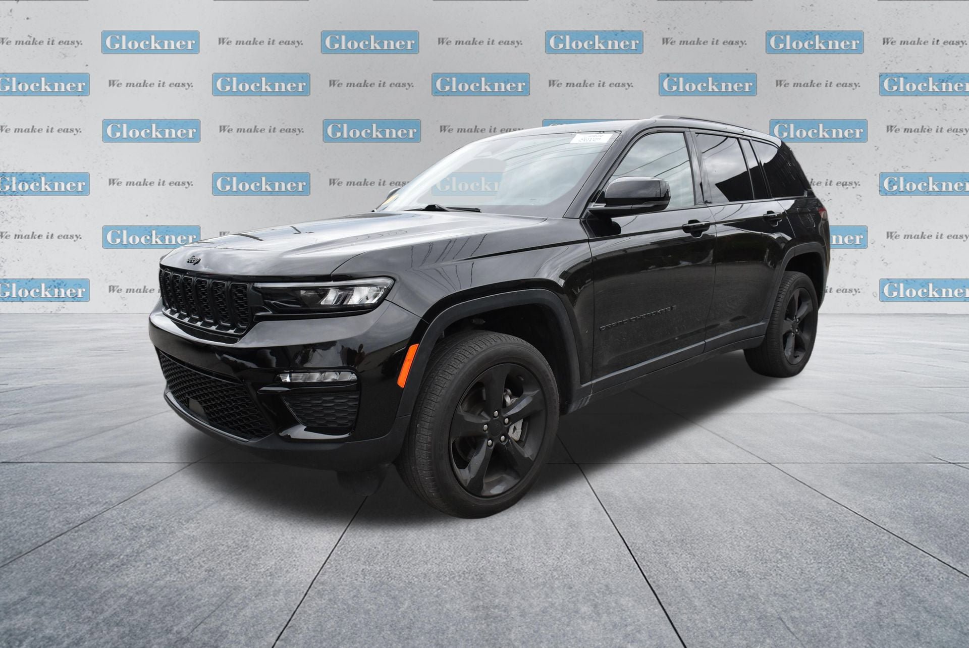 Used 2023 Jeep Grand Cherokee Limited w/ Black Appearance Package AWD/4WD image 7