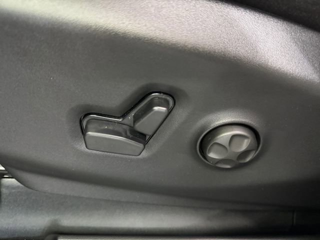 New 2026 Chrysler Pacifica Select image 23