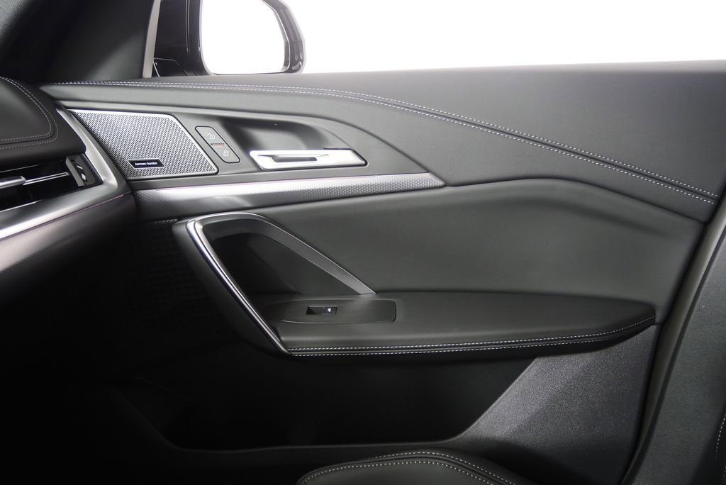Used 2026 BMW X1 xDrive28i w/ Technology Package image 24