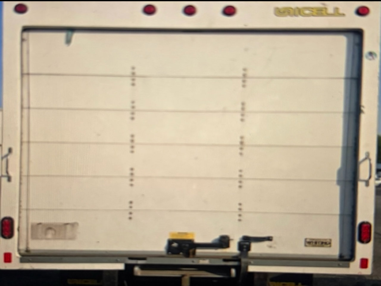 Used 2018 Chevrolet Express 3500 Extended w/ Power Convenience Package image 5