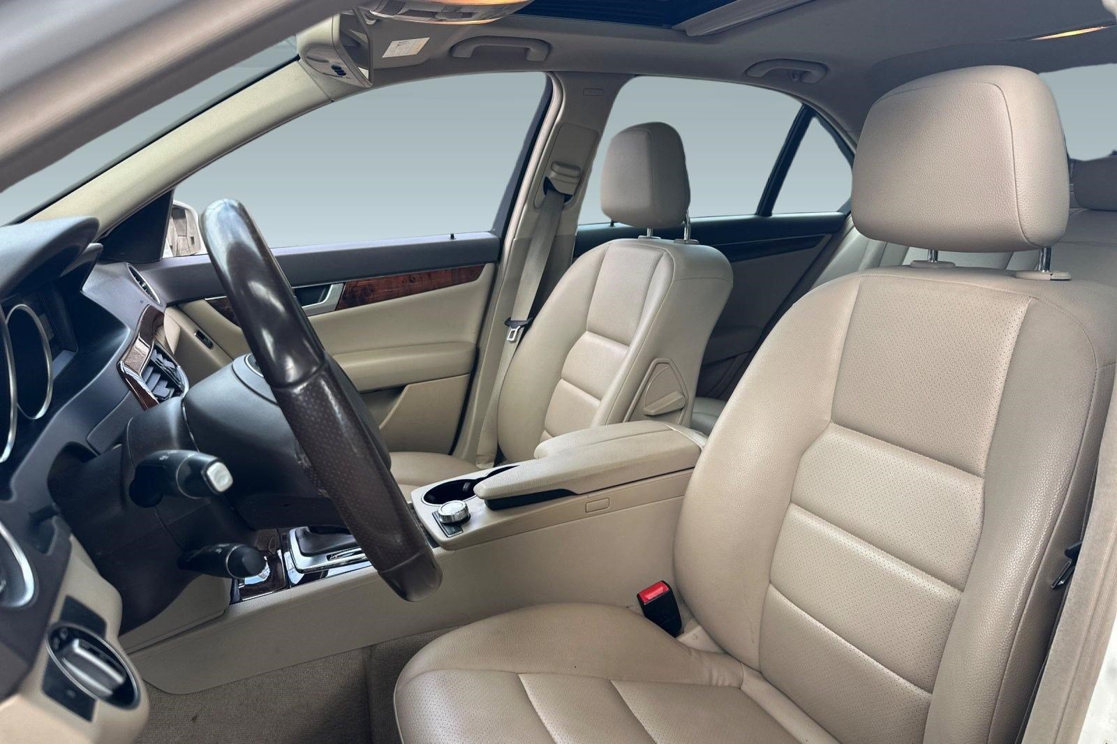 Used 2013 Mercedes-Benz C 250 Sedan image 5