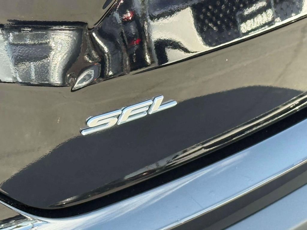 Certified 2022 Ford Edge SEL w/ Convenience Package image 7