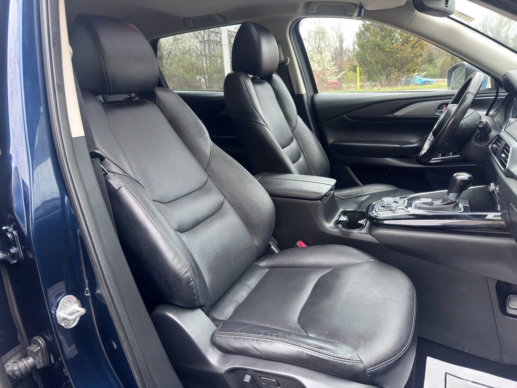 Used 2023 MAZDA CX-9 Touring image 31
