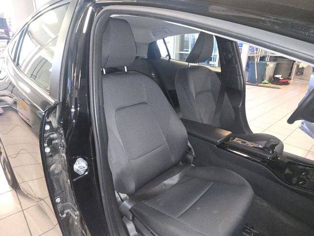 Used 2024 Toyota Prius LE image 23